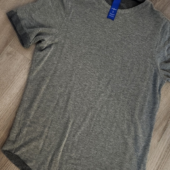 Women's kit and ace t shirt - Picture 3 of 4